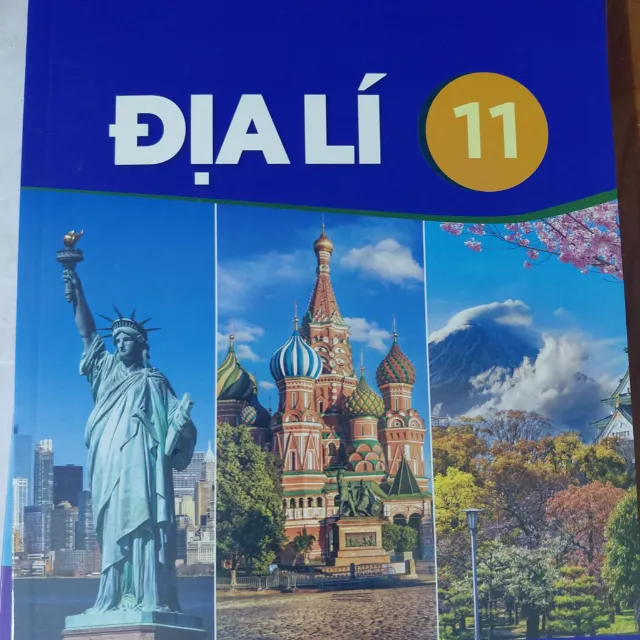uyên