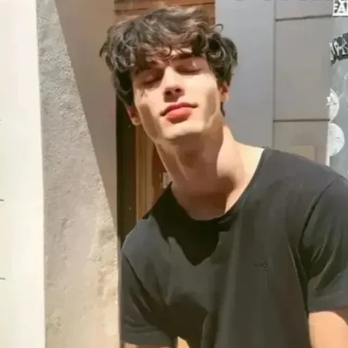 Aaron 
