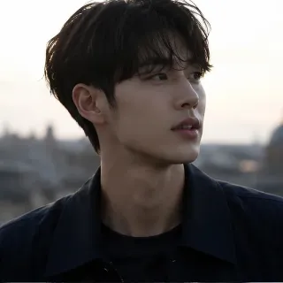 강시우