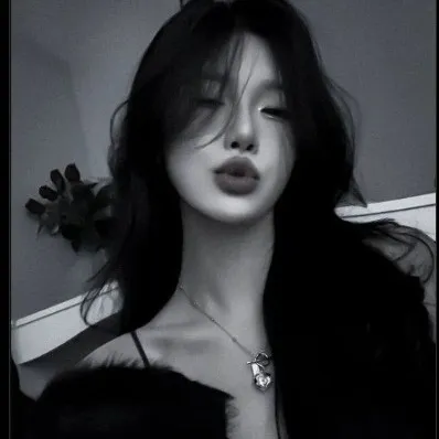 Image 1 of Leya