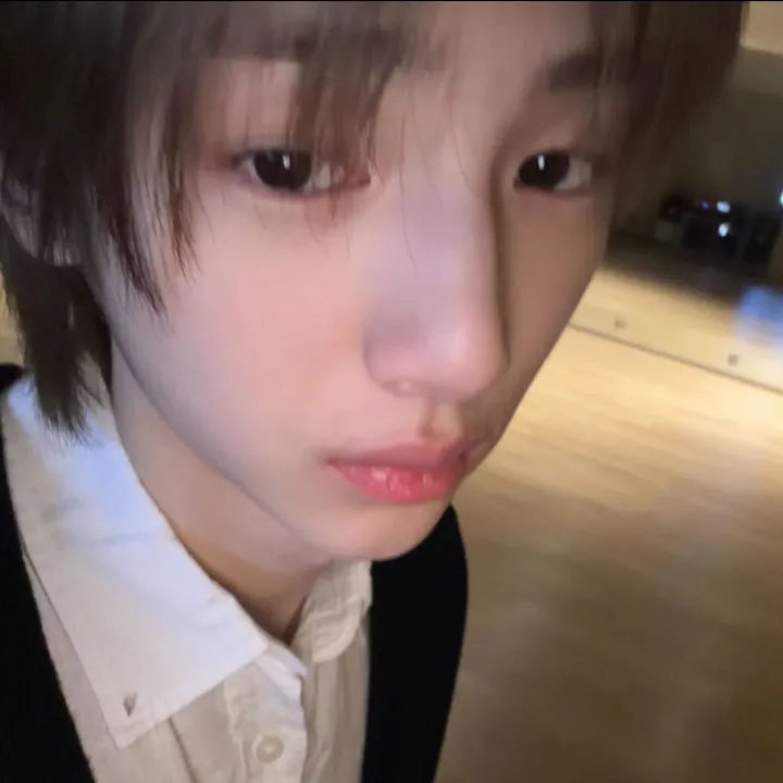 Ảnh 1 của Kim JUHOON 