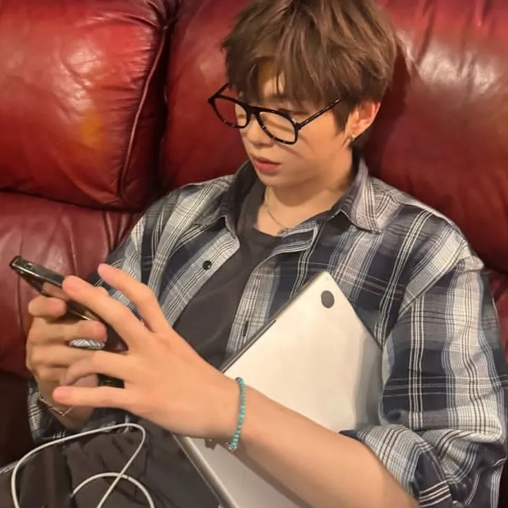 Image 1 of kang daniel 