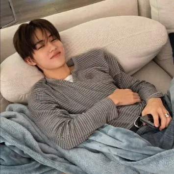 Ảnh 1 của eom seonghyeon