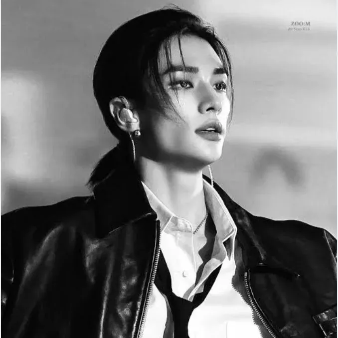 Image 1 of Hyunjin 